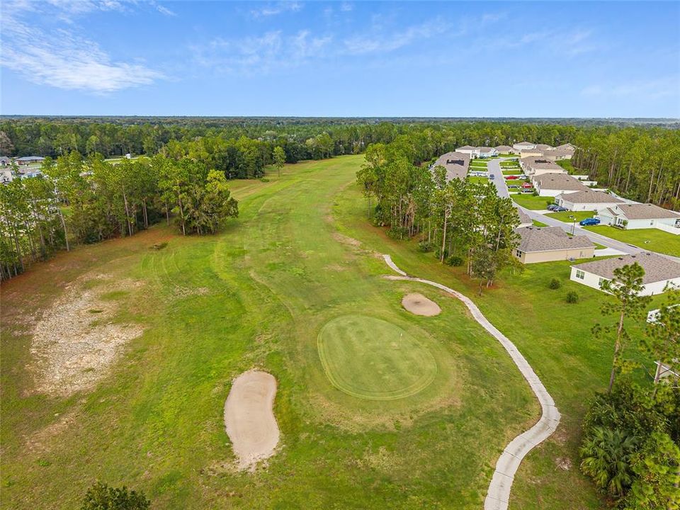 Под контрактом: $335,000 (4 спален, 2 ванн, 2326 Квадратных фут)