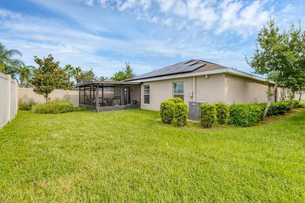 For Rent: $2,800 (4 beds, 2 baths, 2038 Square Feet)