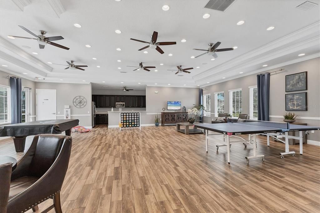 For Rent: $2,800 (4 beds, 2 baths, 2038 Square Feet)