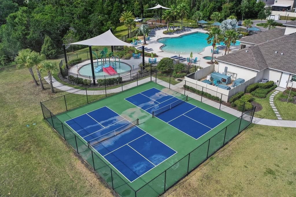 For Rent: $2,800 (4 beds, 2 baths, 2038 Square Feet)