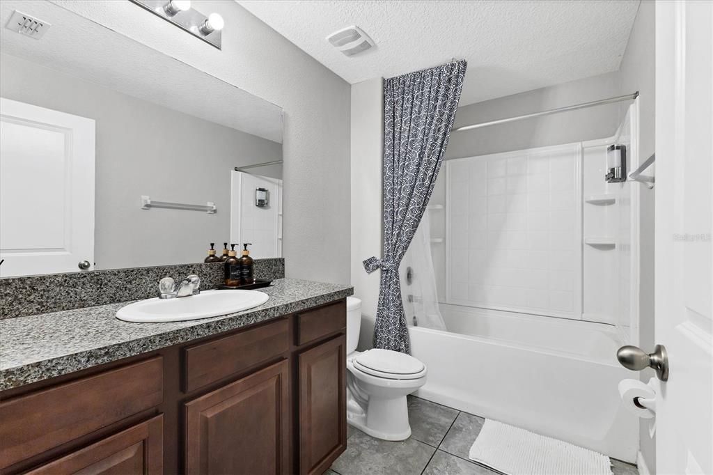 For Rent: $2,800 (4 beds, 2 baths, 2038 Square Feet)