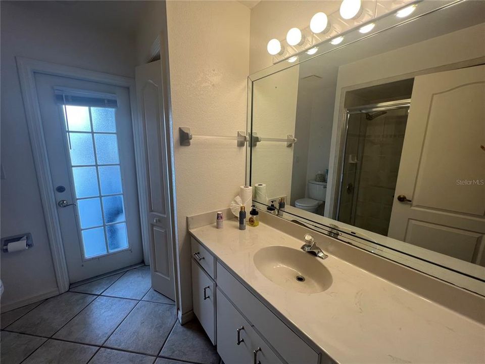 For Rent: $4,000 (3 beds, 2 baths, 2120 Square Feet)