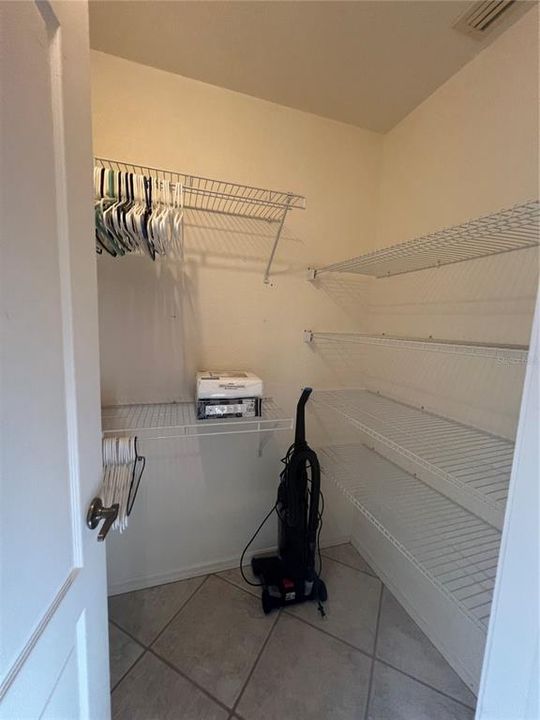 For Rent: $4,000 (3 beds, 2 baths, 2120 Square Feet)