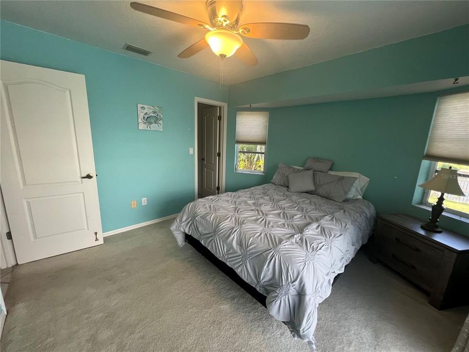 For Rent: $4,000 (3 beds, 2 baths, 2120 Square Feet)
