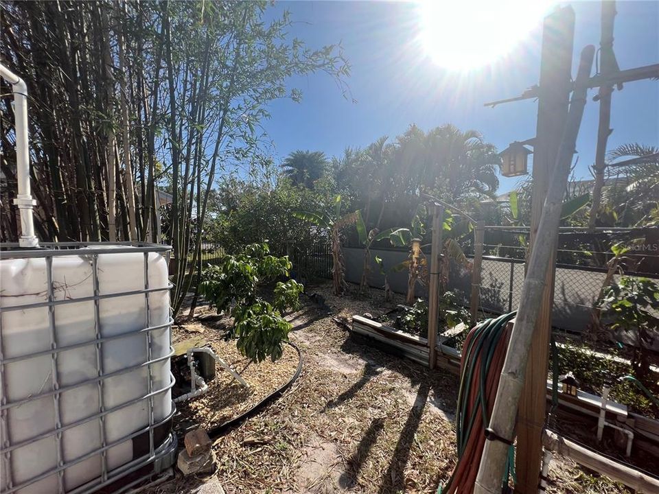 For Rent: $4,000 (3 beds, 2 baths, 2120 Square Feet)