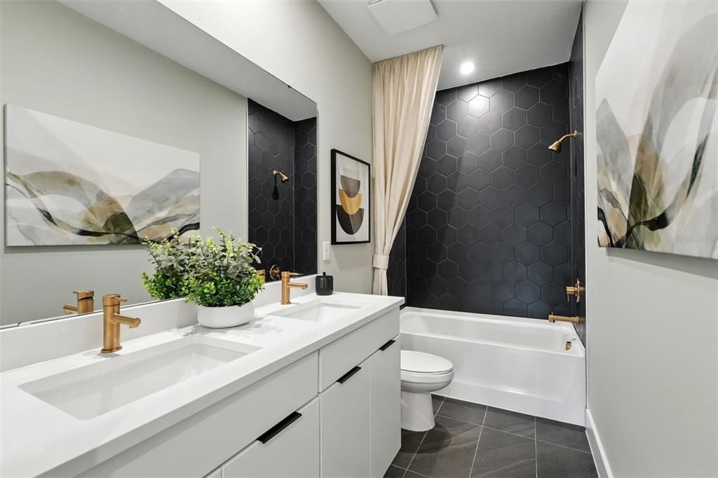 En Venta: $699,990 (3 camas, 2 baños, 1794 Pies cuadrados)