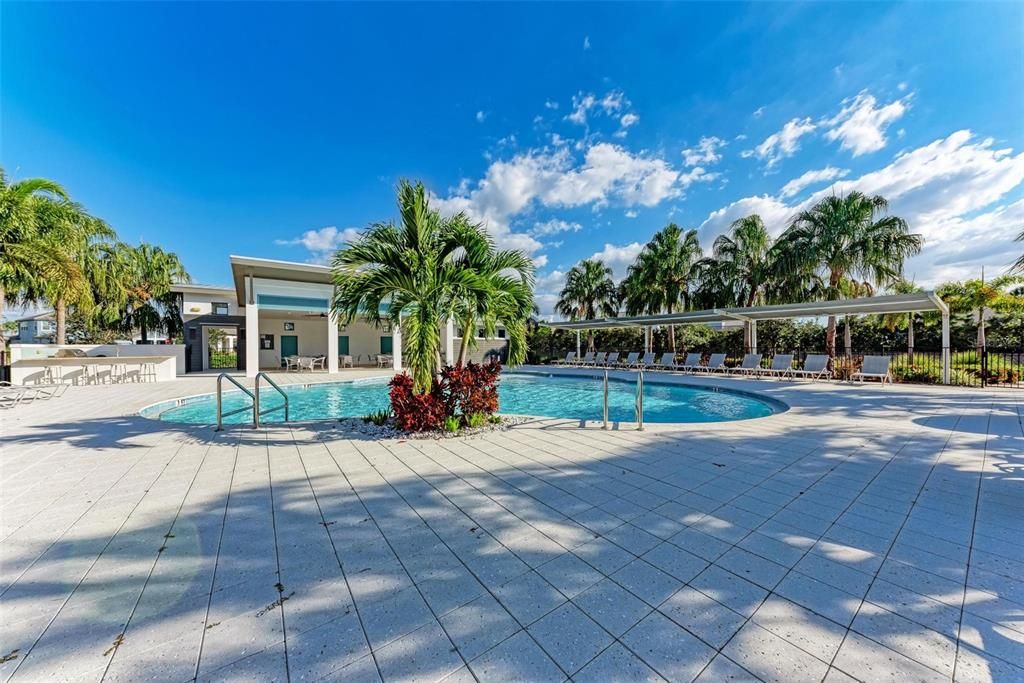 For Rent: $2,450 (3 beds, 2 baths, 1662 Square Feet)