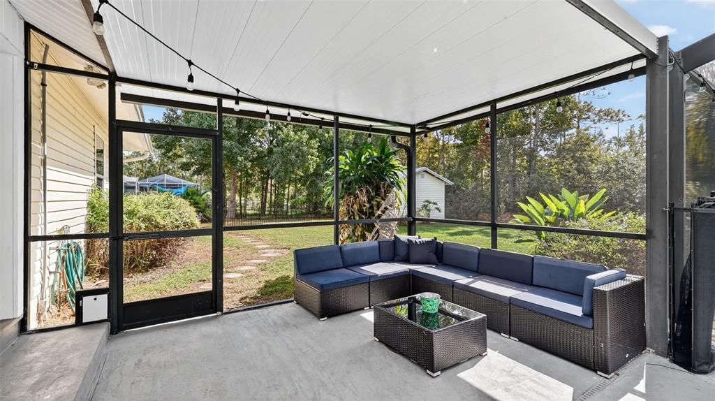 Active With Contract: $615,000 (3 beds, 2 baths, 2448 Square Feet)