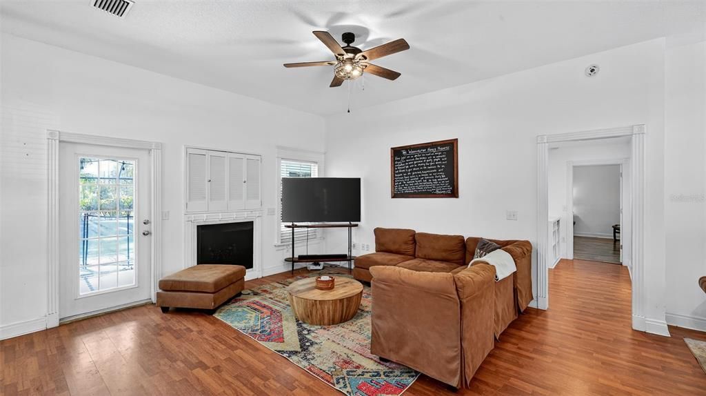 Active With Contract: $615,000 (3 beds, 2 baths, 2448 Square Feet)