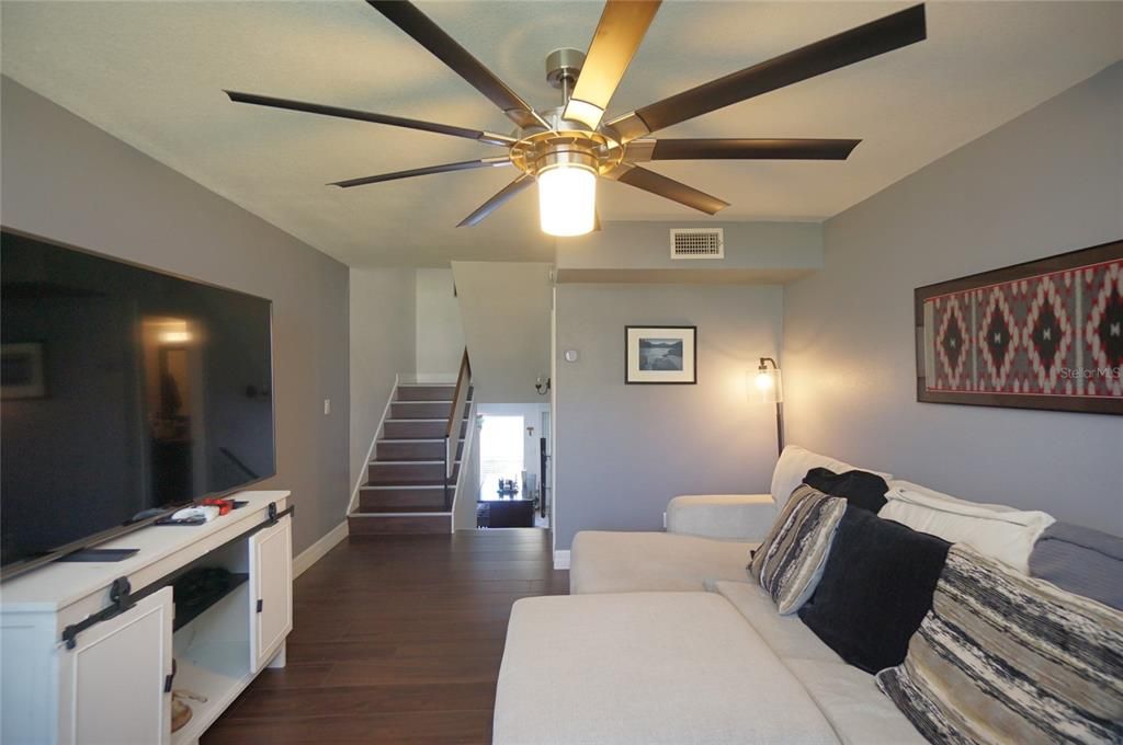 En Renta: $1,800 (2 camas, 1 baños, 1044 Pies cuadrados)