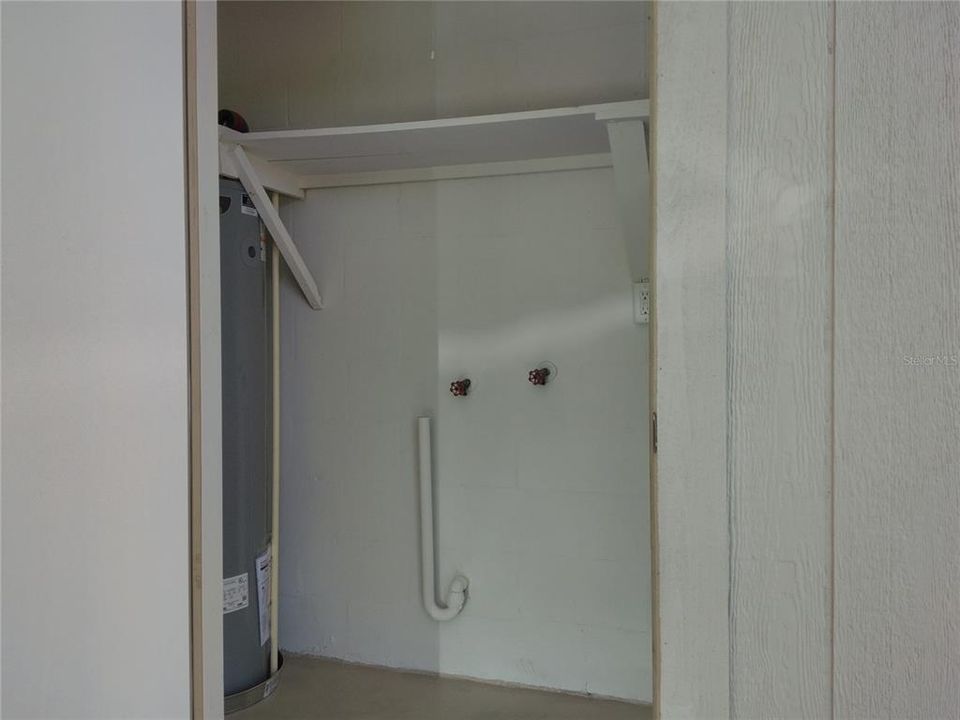 For Sale: $229,900 (3 beds, 1 baths, 1078 Square Feet)