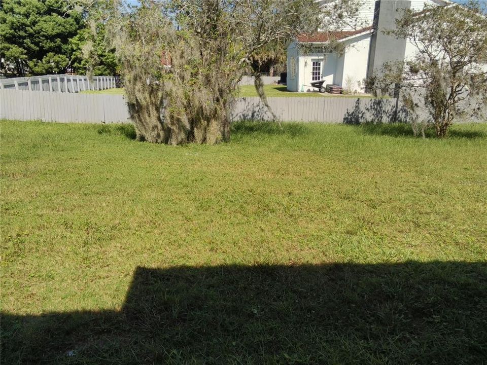 For Sale: $229,900 (3 beds, 1 baths, 1078 Square Feet)