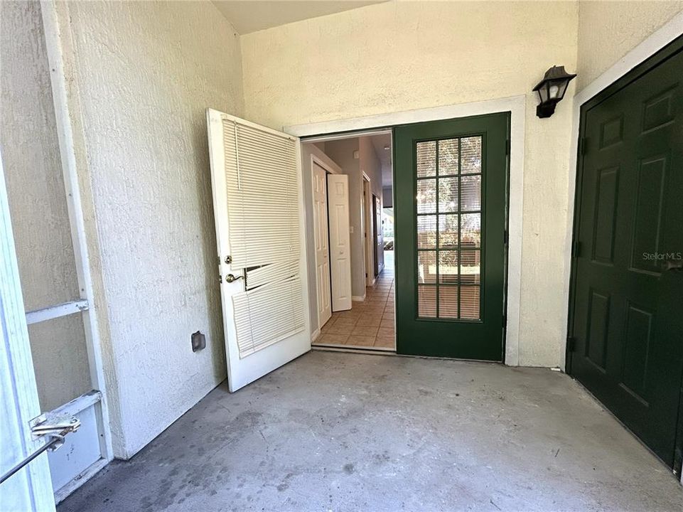 For Rent: $1,800 (2 beds, 2 baths, 960 Square Feet)