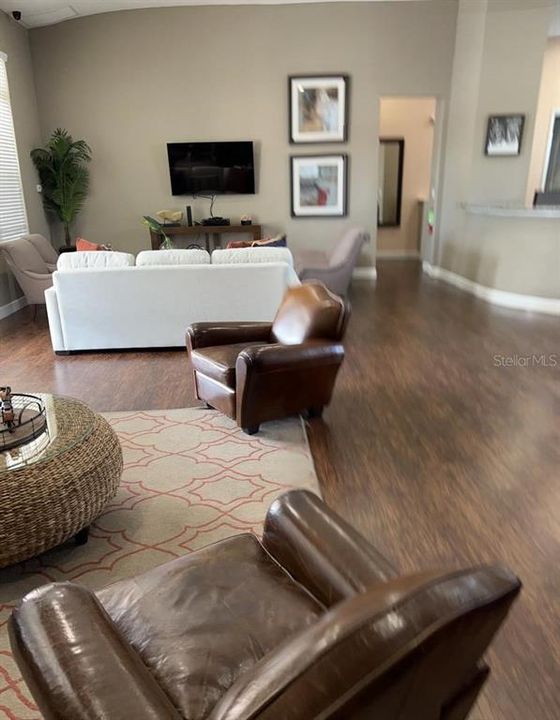 En Renta: $1,850 (3 camas, 2 baños, 1300 Pies cuadrados)