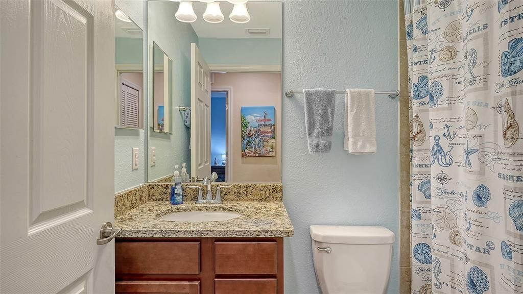 For Sale: $390,000 (2 beds, 2 baths, 1336 Square Feet)