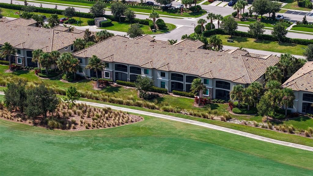 For Sale: $390,000 (2 beds, 2 baths, 1336 Square Feet)