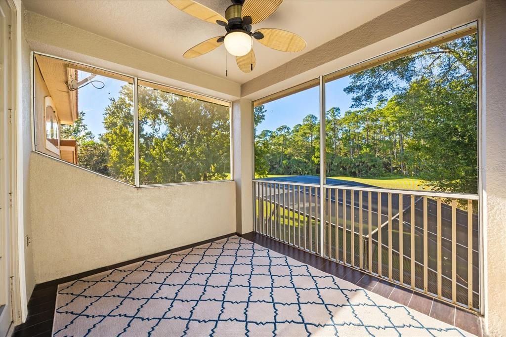 合同活跃: $1,150,000 (5 贝兹, 3 浴室, 3835 平方英尺)