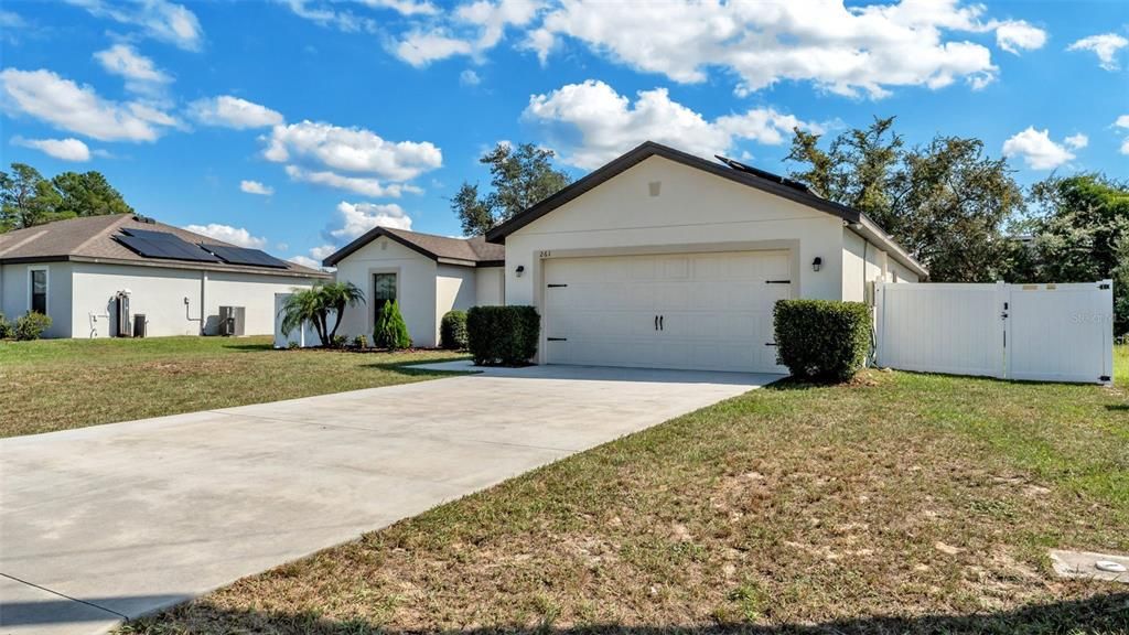 Active With Contract: $269,900 (4 beds, 2 baths, 1684 Square Feet)