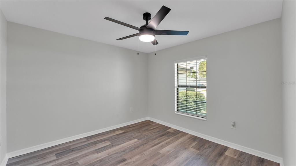 Active With Contract: $269,900 (4 beds, 2 baths, 1684 Square Feet)