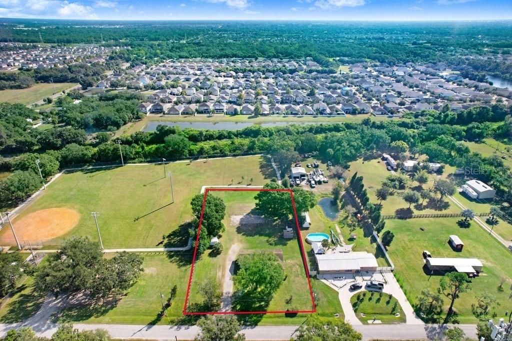 На продажу: $287,000 (3 спален, 2 ванн, 1514 Квадратных фут)