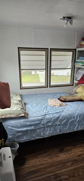 В аренду: $1,350 (2 спален, 1 ванн, 900 Квадратных фут)