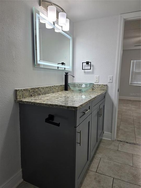 最近租的: $1,750 (2 贝兹, 2 浴室, 1010 平方英尺)