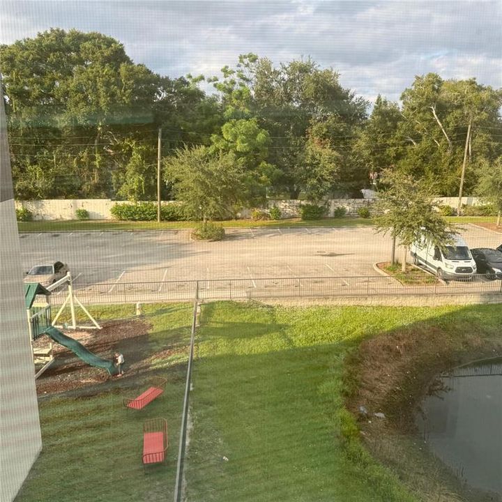 For Rent: $1,550 (1 beds, 1 baths, 756 Square Feet)