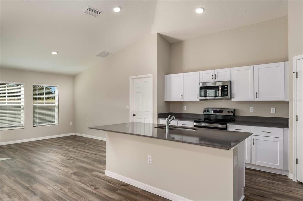 Active With Contract: $339,999 (4 beds, 2 baths, 1850 Square Feet)