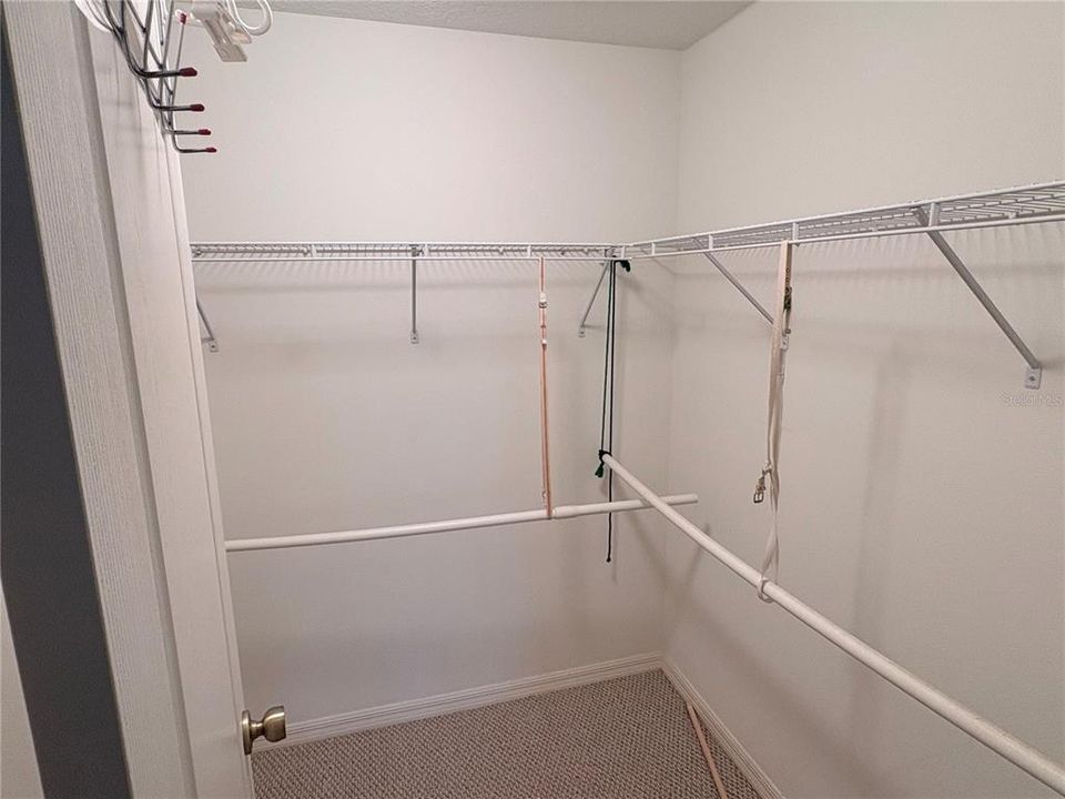 For Sale: $250,000 (2 beds, 2 baths, 1381 Square Feet)