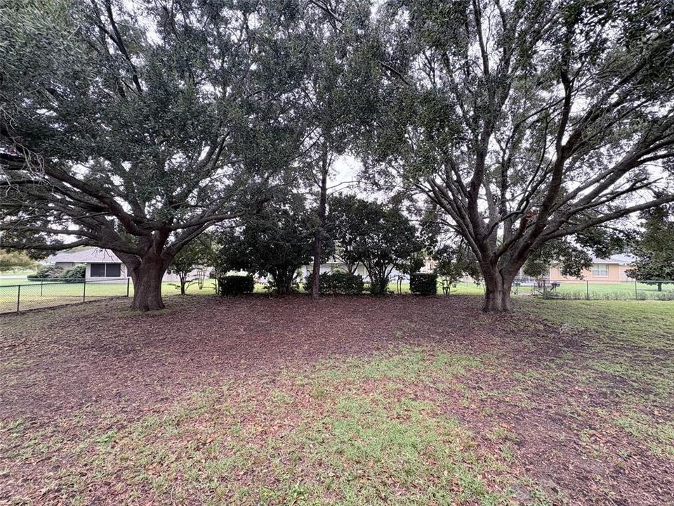 For Sale: $250,000 (2 beds, 2 baths, 1381 Square Feet)