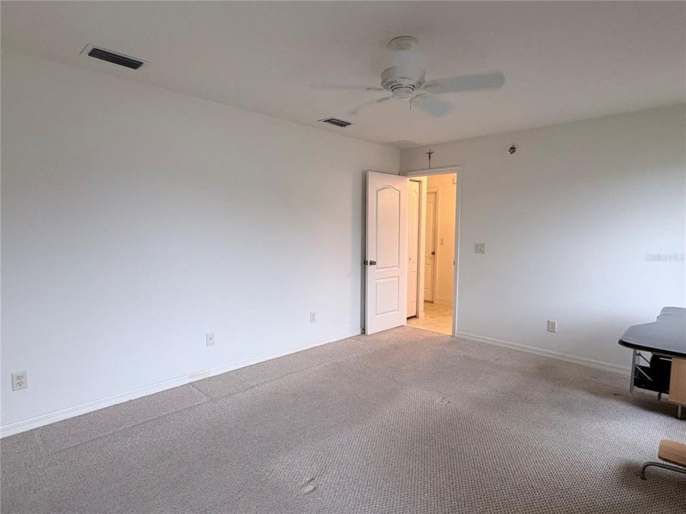 For Sale: $250,000 (2 beds, 2 baths, 1381 Square Feet)