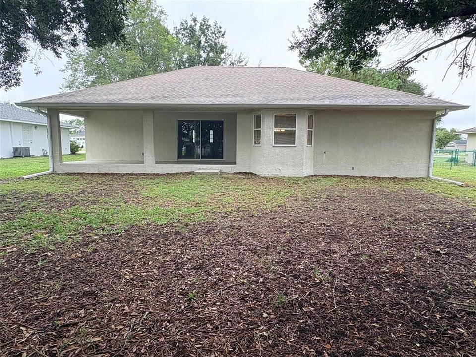 For Sale: $250,000 (2 beds, 2 baths, 1381 Square Feet)