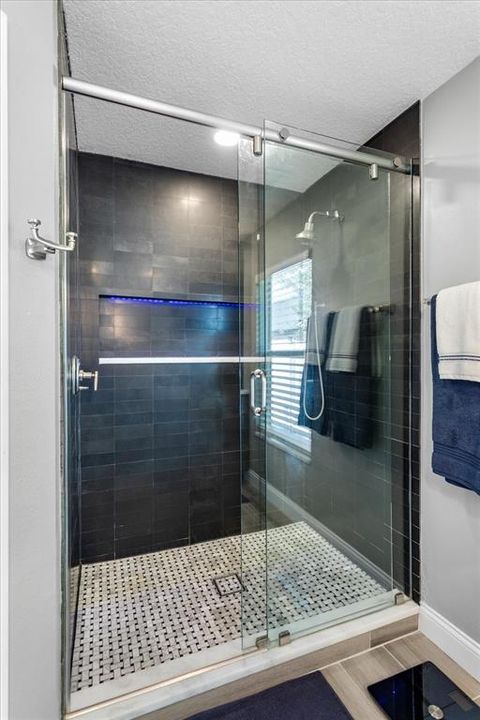 En Venta: $309,900 (3 camas, 2 baños, 1665 Pies cuadrados)