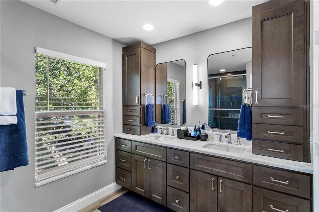 En Venta: $309,900 (3 camas, 2 baños, 1665 Pies cuadrados)