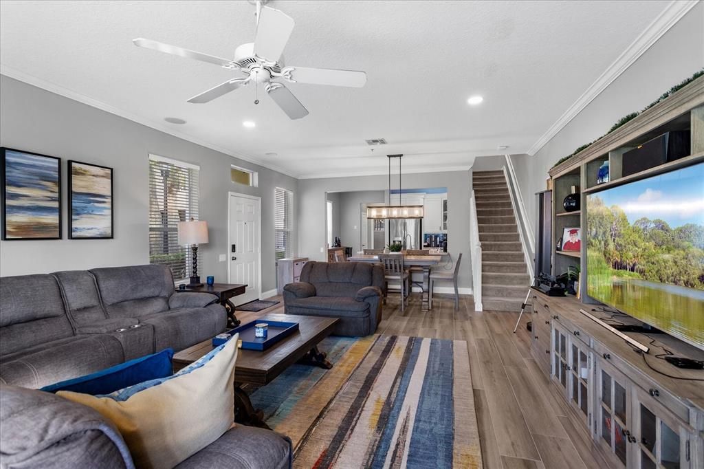 En Venta: $309,900 (3 camas, 2 baños, 1665 Pies cuadrados)