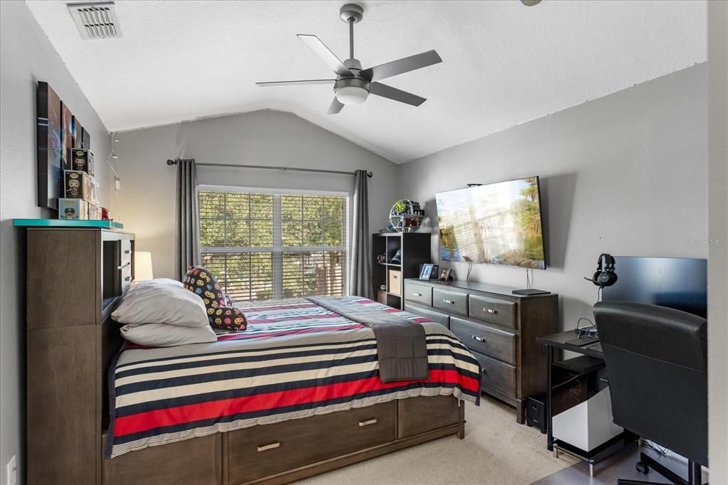 En Venta: $309,900 (3 camas, 2 baños, 1665 Pies cuadrados)