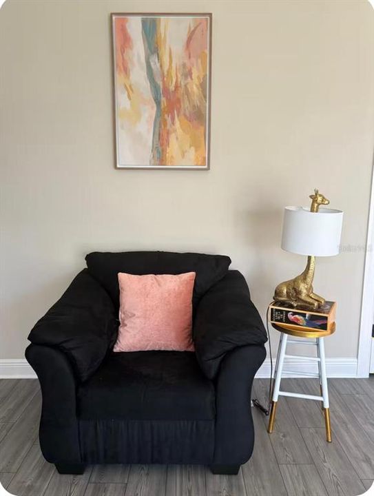 出租: $3,500 (4 贝兹, 2 浴室, 1811 平方英尺)