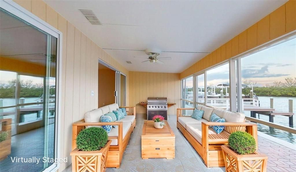 For Sale: $565,000 (2 beds, 2 baths, 1400 Square Feet)