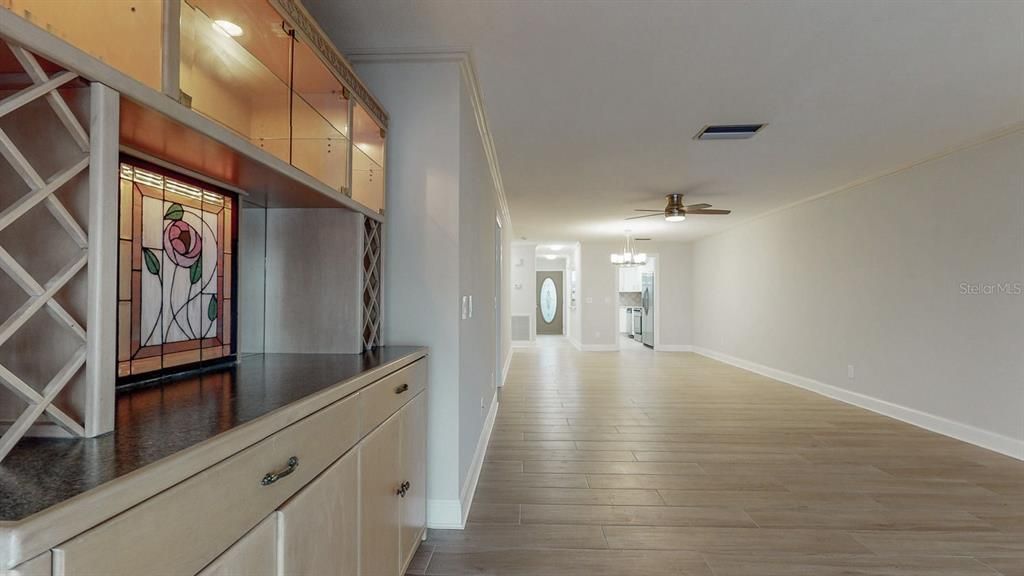 For Sale: $565,000 (2 beds, 2 baths, 1400 Square Feet)