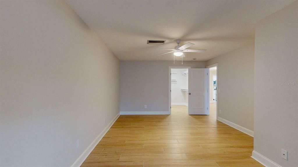 For Sale: $565,000 (2 beds, 2 baths, 1400 Square Feet)