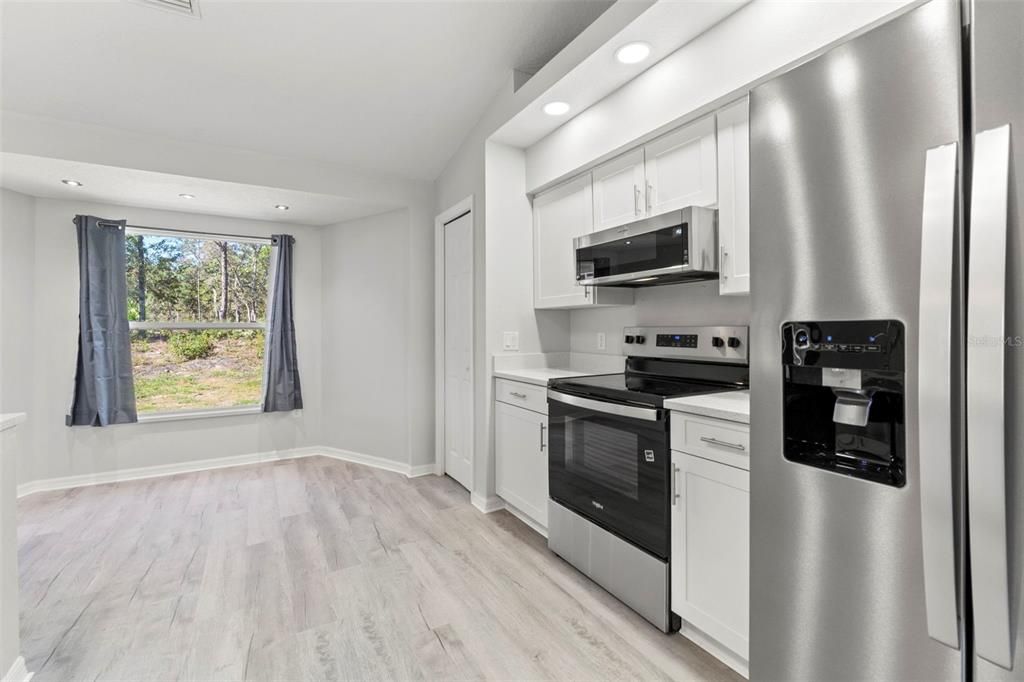 待售: $349,950 (3 贝兹, 2 浴室, 1467 平方英尺)