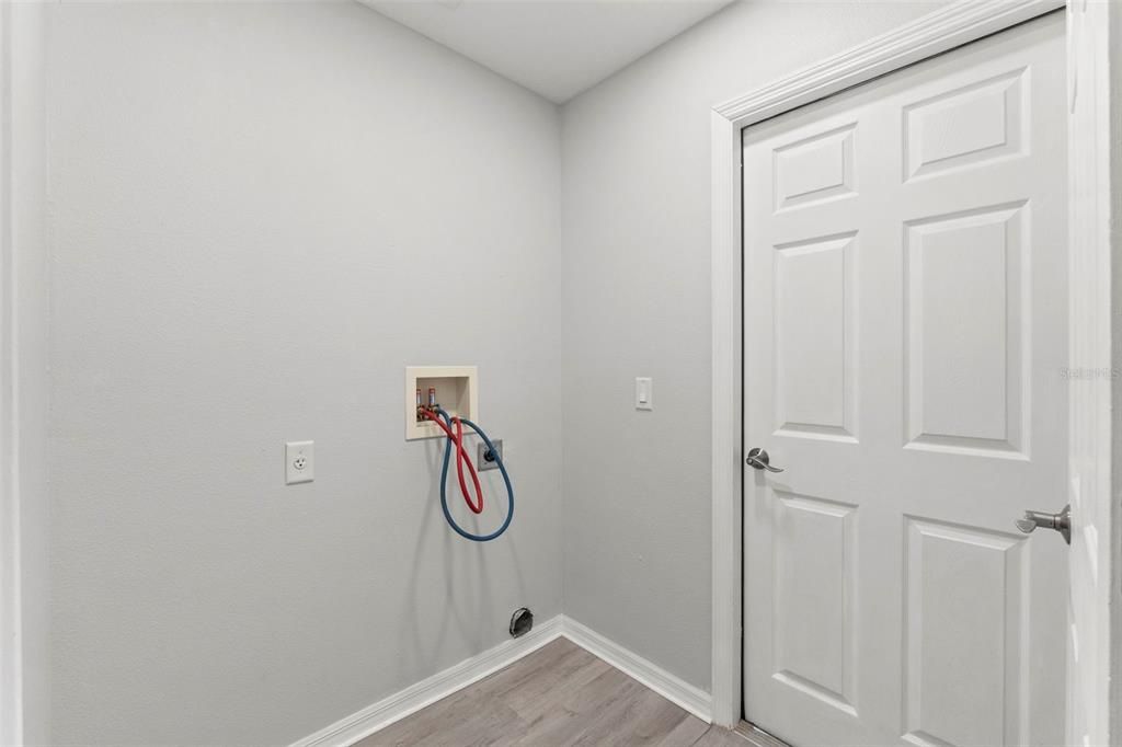 待售: $349,950 (3 贝兹, 2 浴室, 1467 平方英尺)