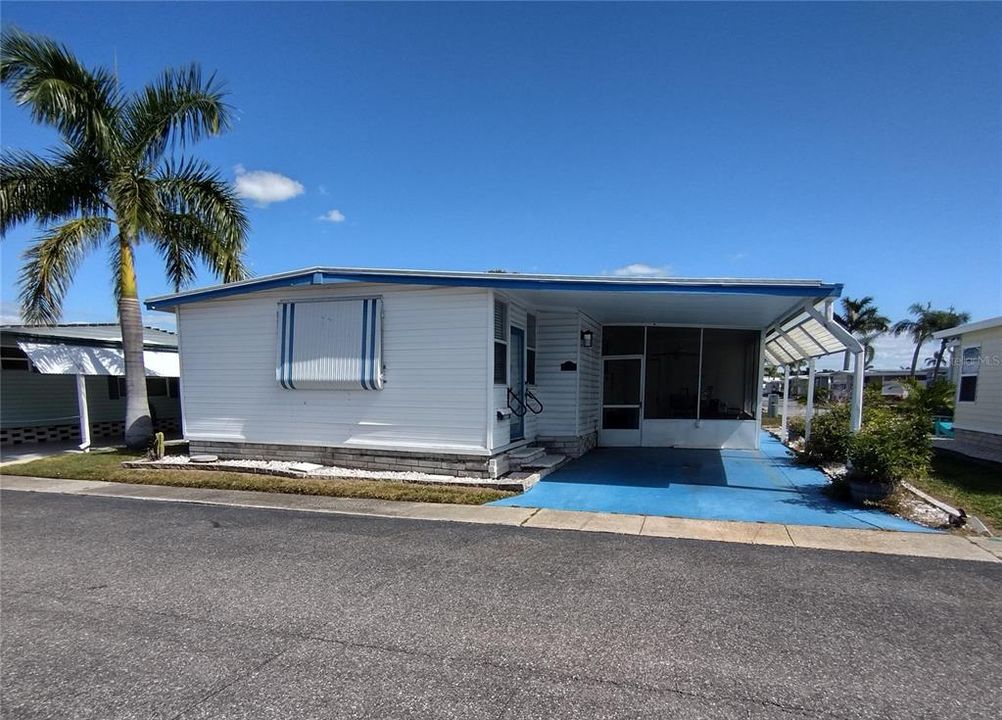 For Sale: $85,900 (2 beds, 1 baths, 768 Square Feet)