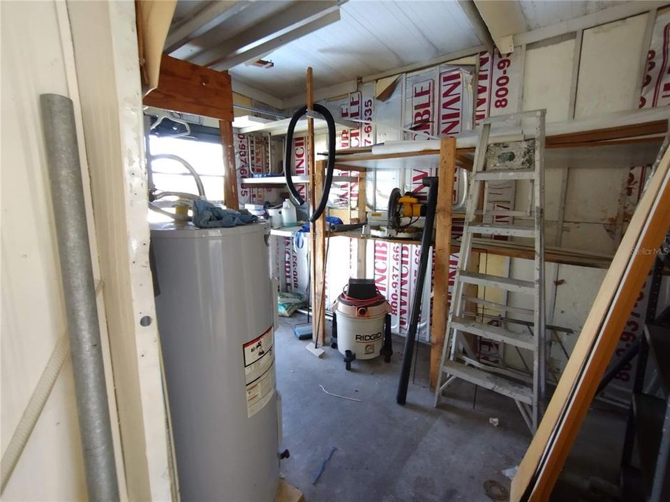 For Sale: $85,900 (2 beds, 1 baths, 768 Square Feet)