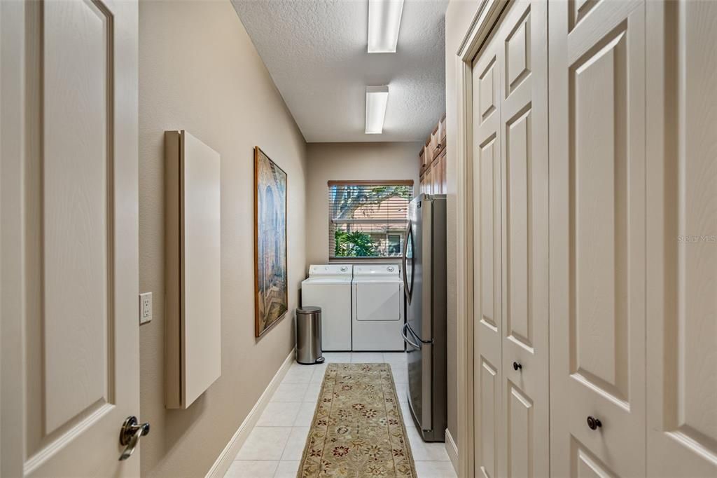 Active With Contract: $1,899,000 (4 beds, 3 baths, 4191 Square Feet)