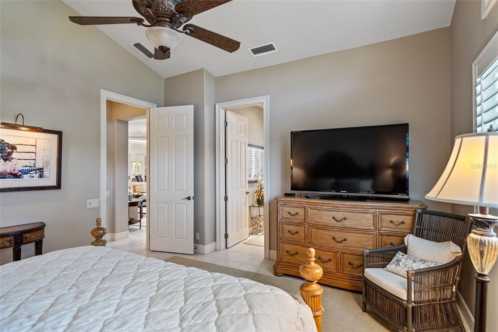 Active With Contract: $1,899,000 (4 beds, 3 baths, 4191 Square Feet)