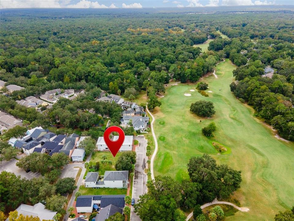 待售: $600,000 (0.18 acres)