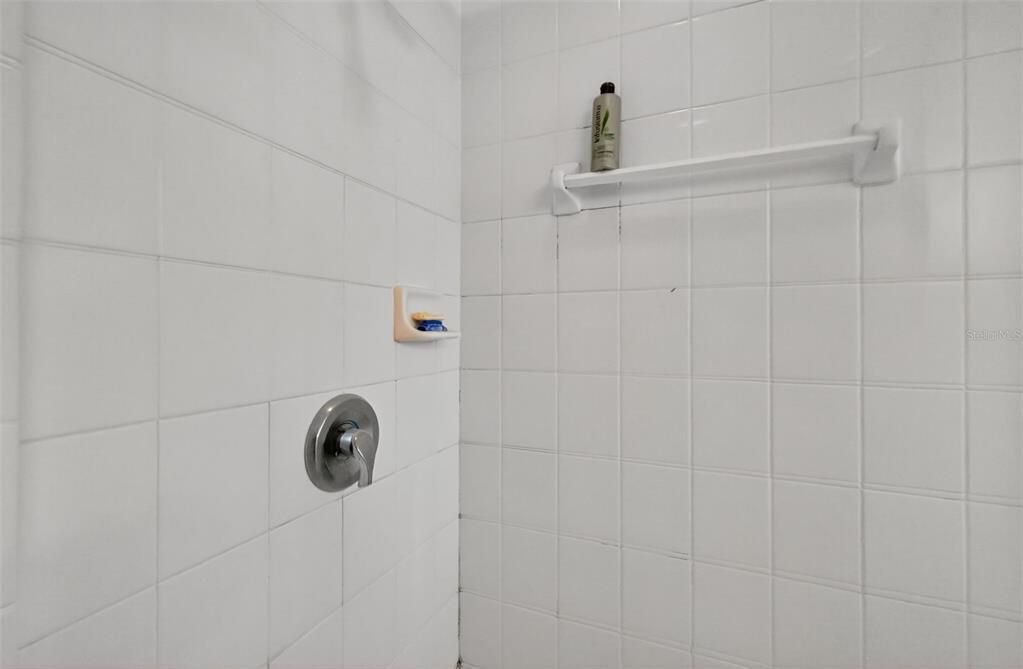 待售: $230,000 (3 贝兹, 2 浴室, 1615 平方英尺)