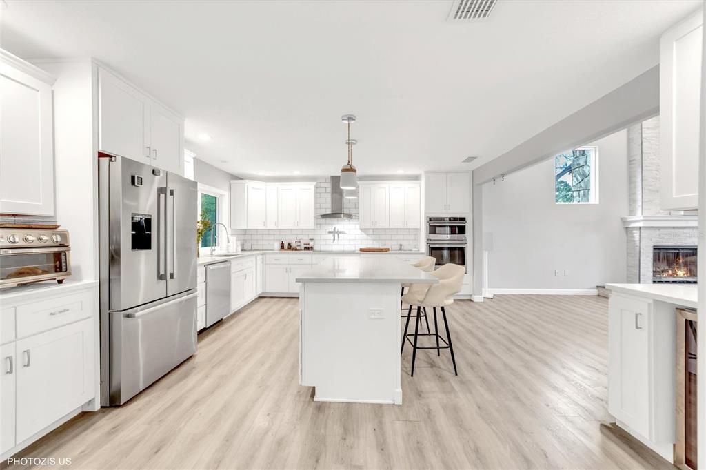 На продажу: $825,000 (4 спален, 3 ванн, 3496 Квадратных фут)