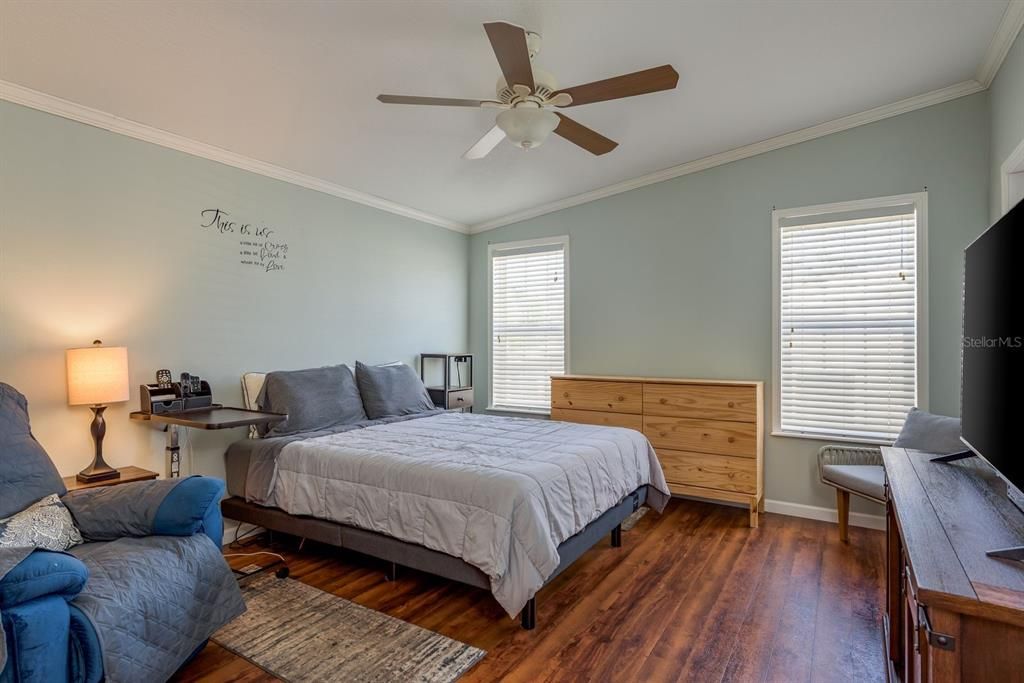 En Venta: $250,000 (2 camas, 2 baños, 1442 Pies cuadrados)